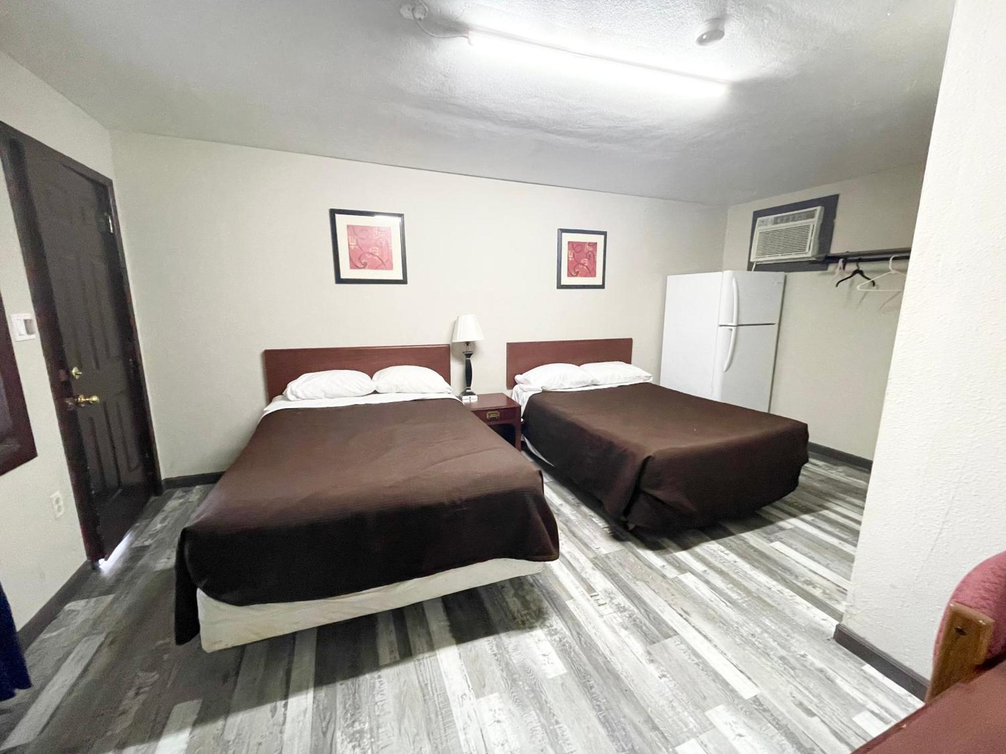 Azure Sky Motel Fort Scott エクステリア 写真